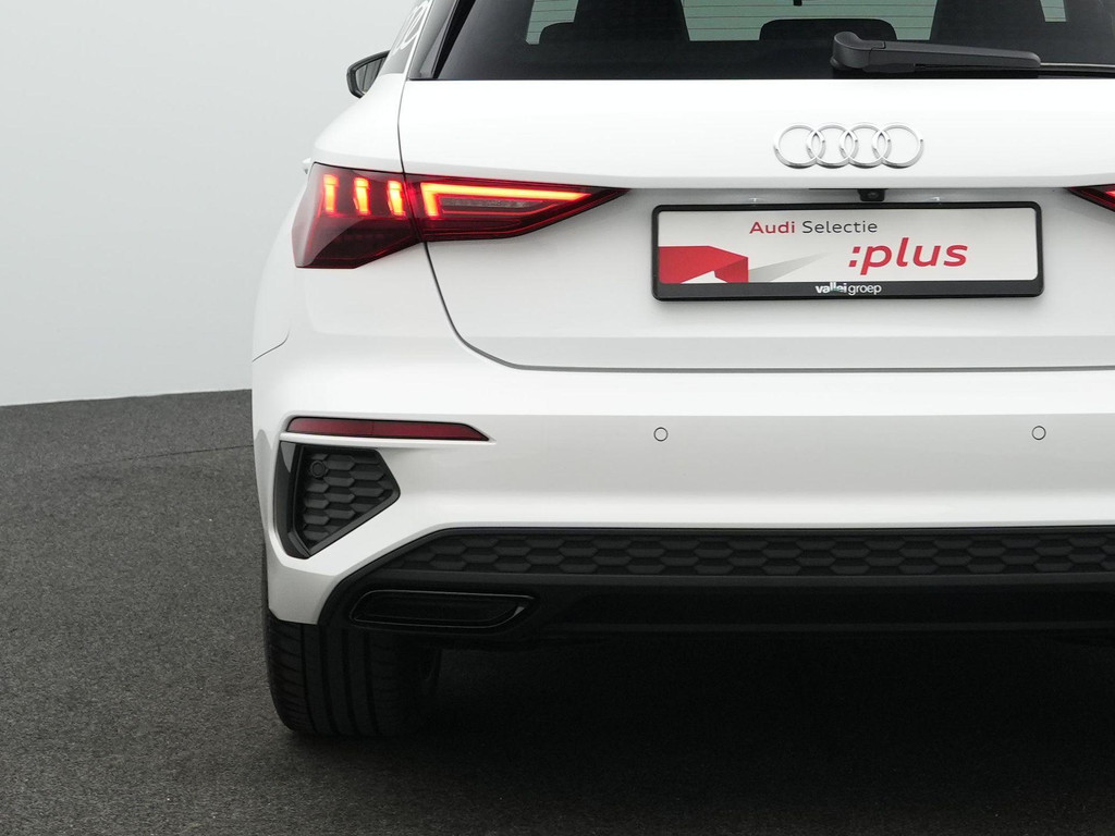 Audi A3 (JRL43R) met abonnement