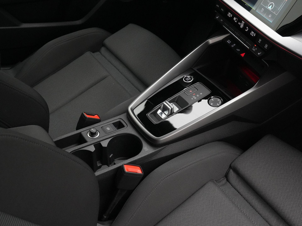 Audi A3 (JRL43R) met abonnement