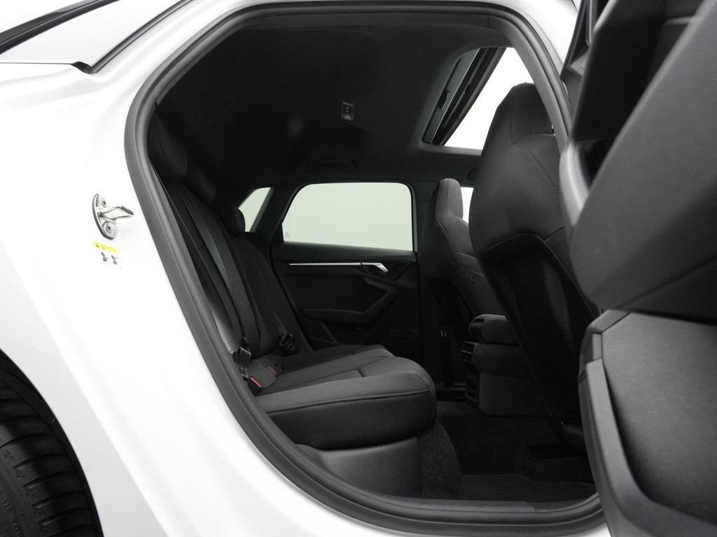 Audi A3 (JRL43R) met abonnement
