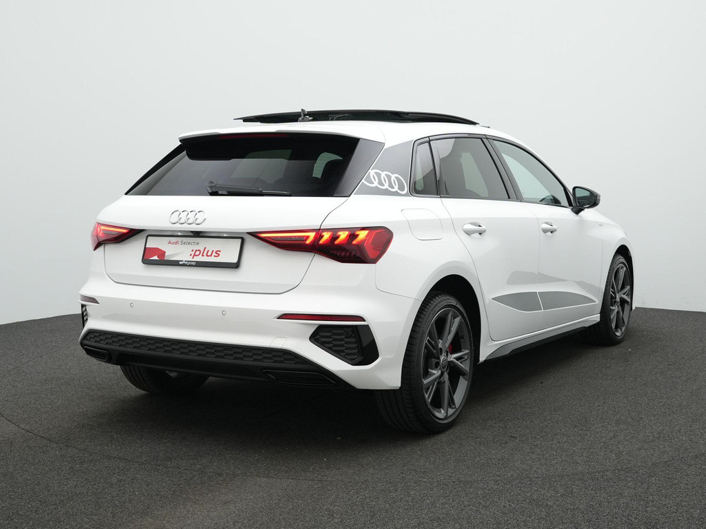 Audi A3 (JRL43R) met abonnement