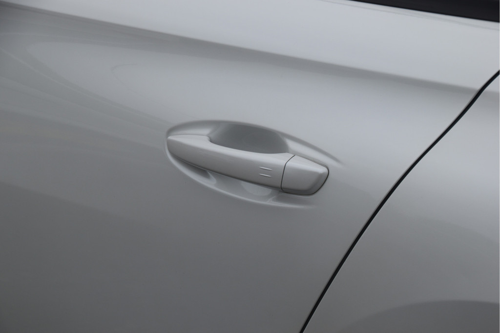 Peugeot 508 (P762KL) met abonnement
