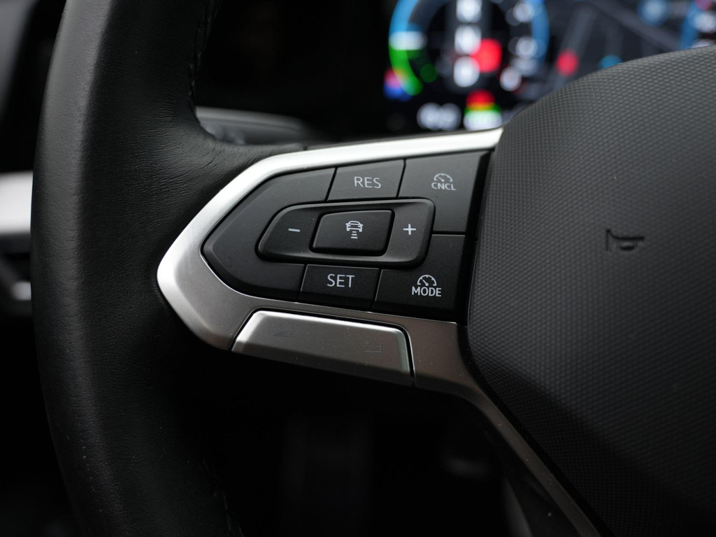 Volkswagen Golf (GNB07N) met abonnement