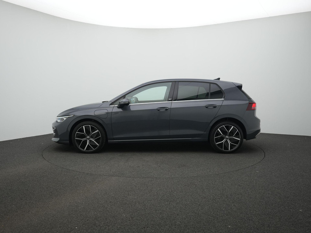 Volkswagen Golf (GNB07N) met abonnement
