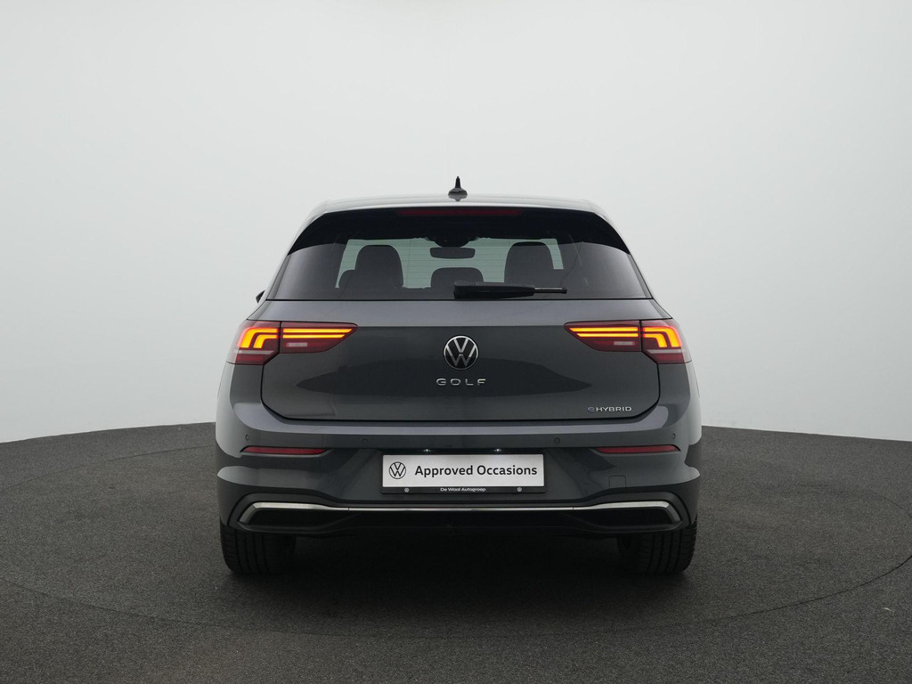 Volkswagen Golf (GNB07N) met abonnement