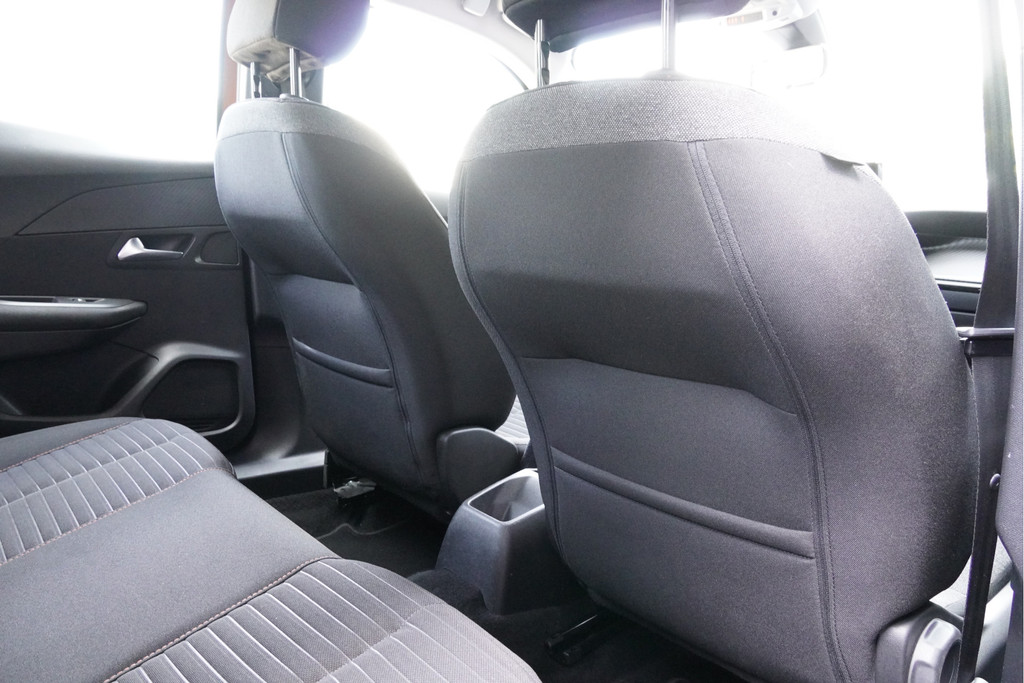 Peugeot 2008 (L853BV) met abonnement