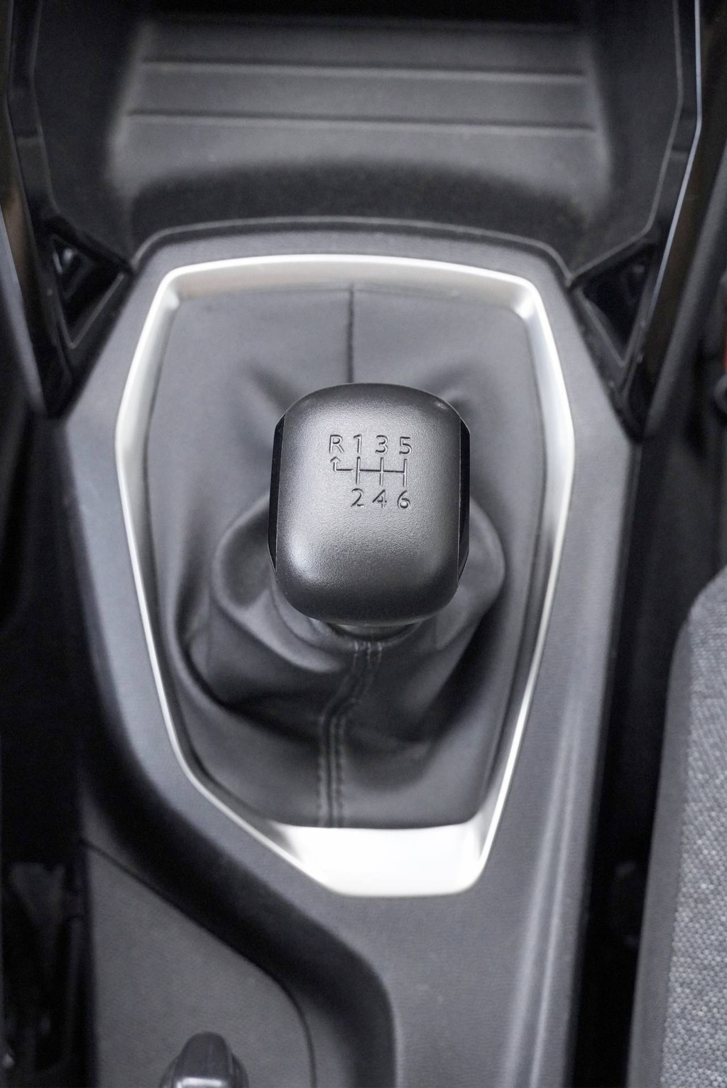 Peugeot 2008 (L853BV) met abonnement
