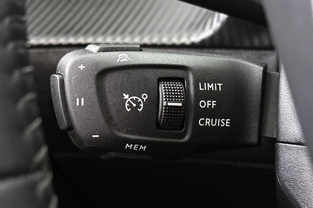 Peugeot 208 (S948NF) met abonnement