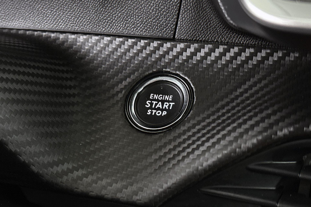 Peugeot 208 (S948NF) met abonnement