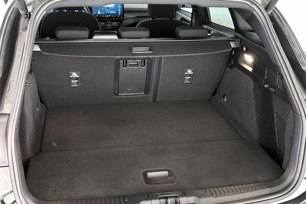 Ford FOCUS Wagon (Z012RD) met abonnement