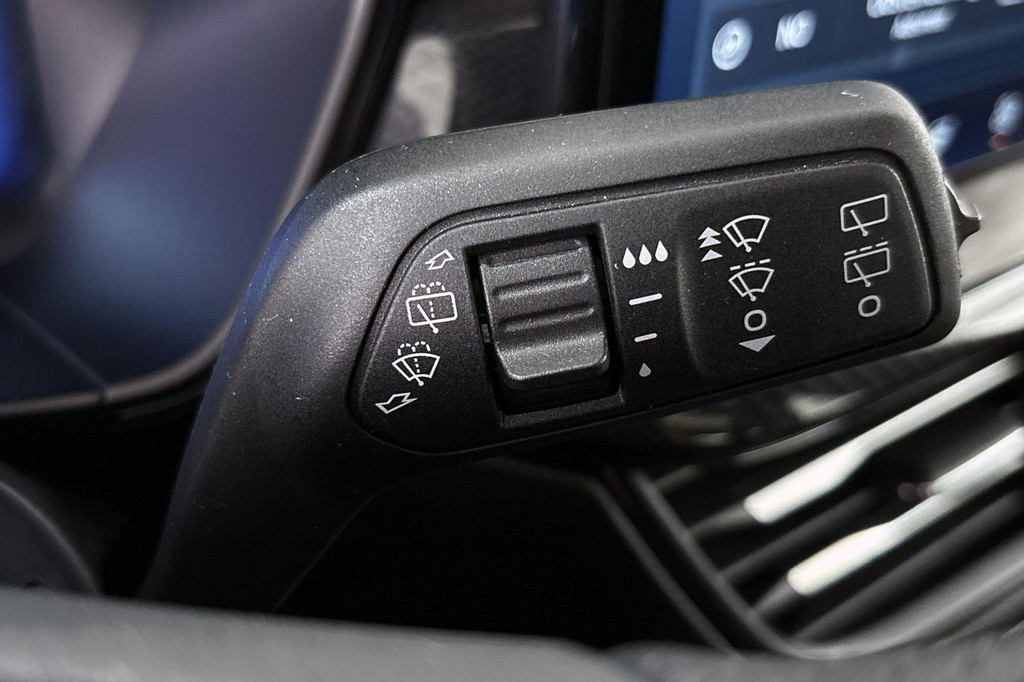 Ford FOCUS Wagon (Z012RD) met abonnement