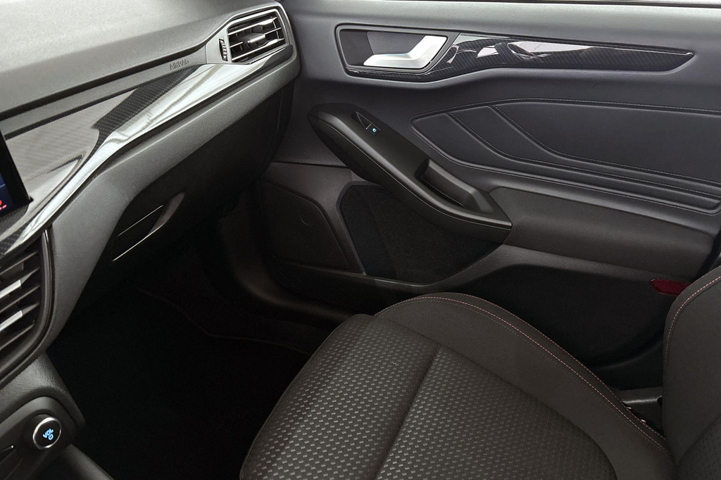 Ford FOCUS Wagon (Z012RD) met abonnement