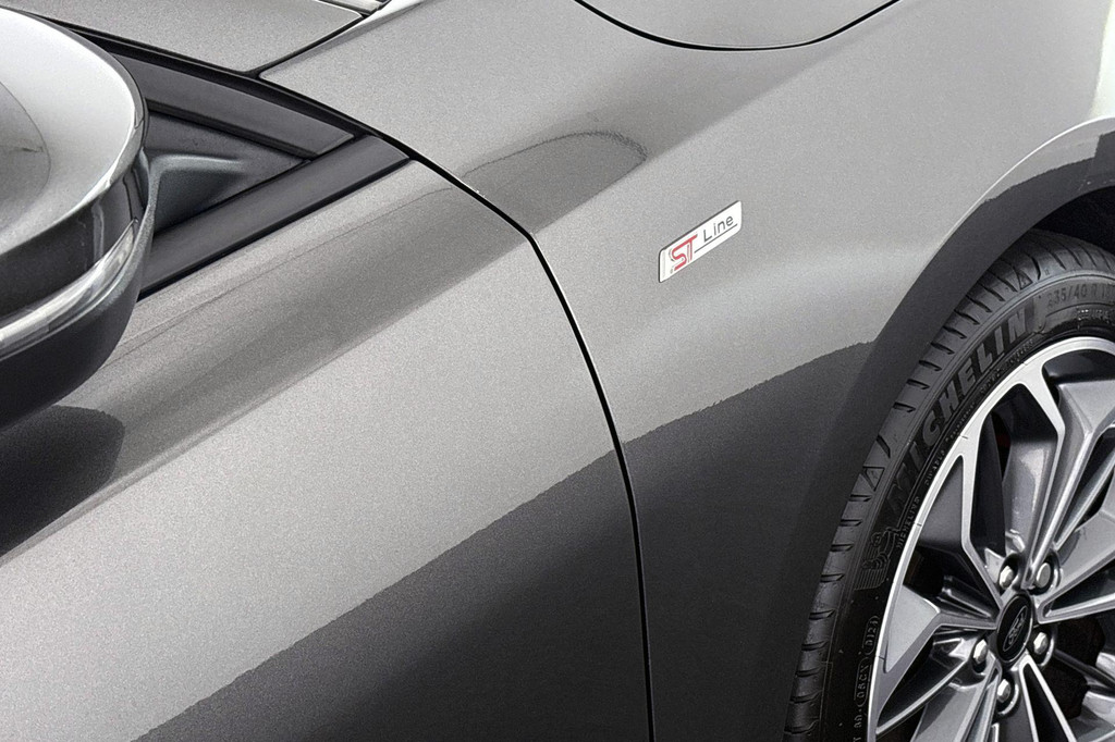 Ford FOCUS Wagon (Z012RD) met abonnement
