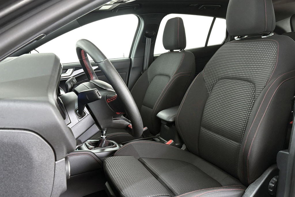 Ford FOCUS Wagon (Z012RD) met abonnement