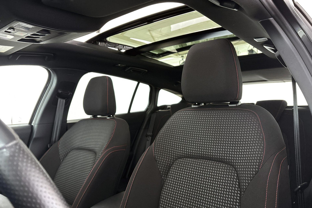 Ford FOCUS Wagon (Z012RD) met abonnement