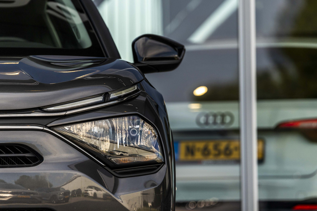 Citroën Ë-C4 (P146XV) met abonnement