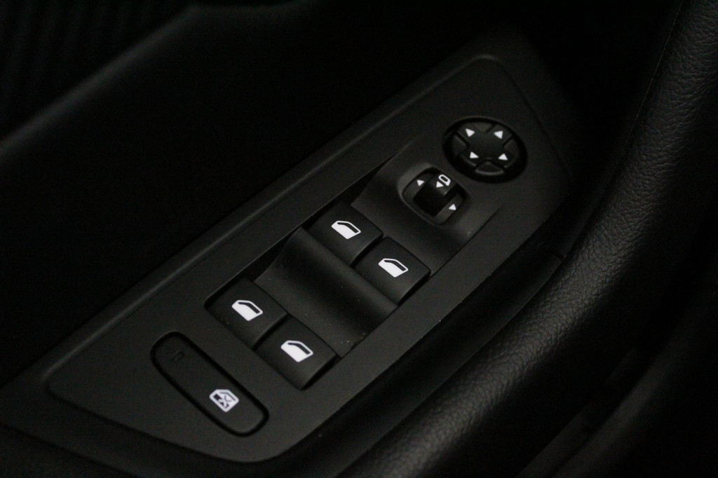 Peugeot 508 (L522NH) met abonnement