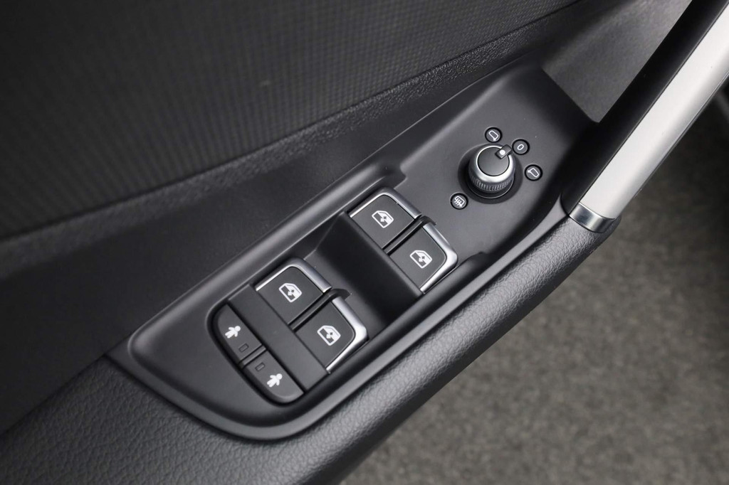 Audi Q2 (Z620JV) met abonnement