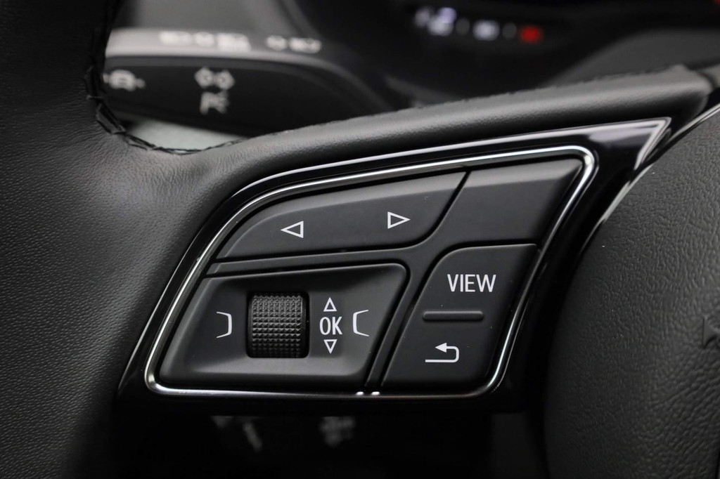 Audi Q2 (Z620JV) met abonnement