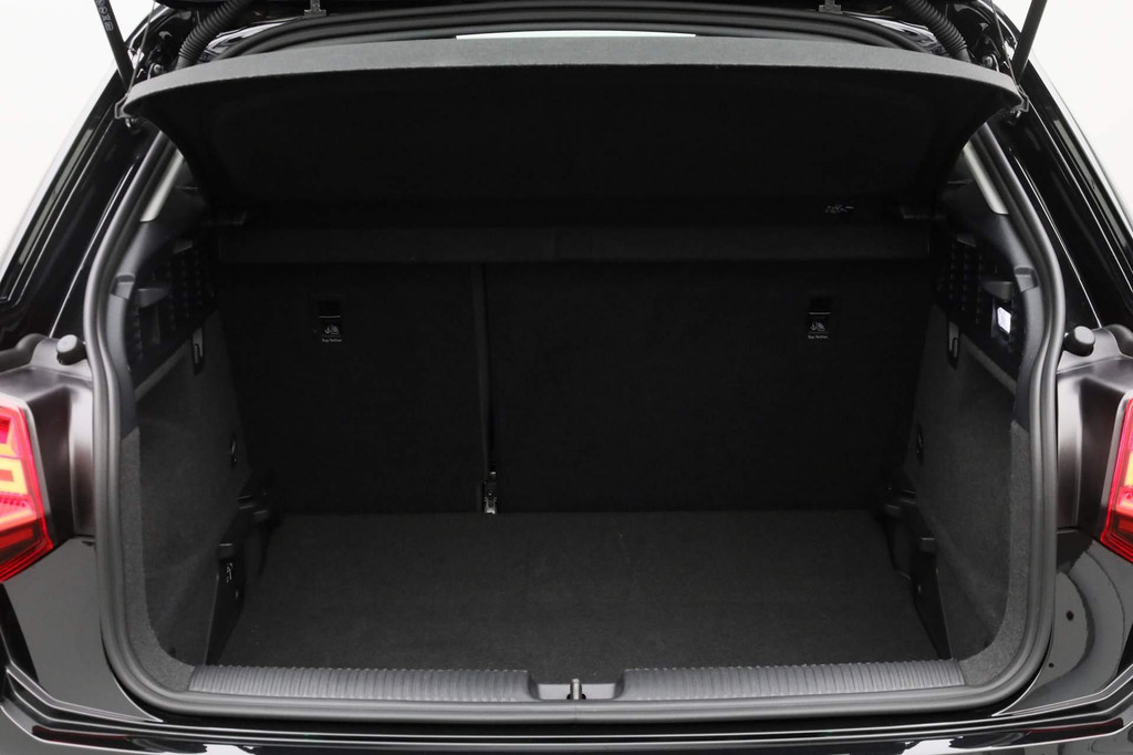 Audi Q2 (Z620JV) met abonnement
