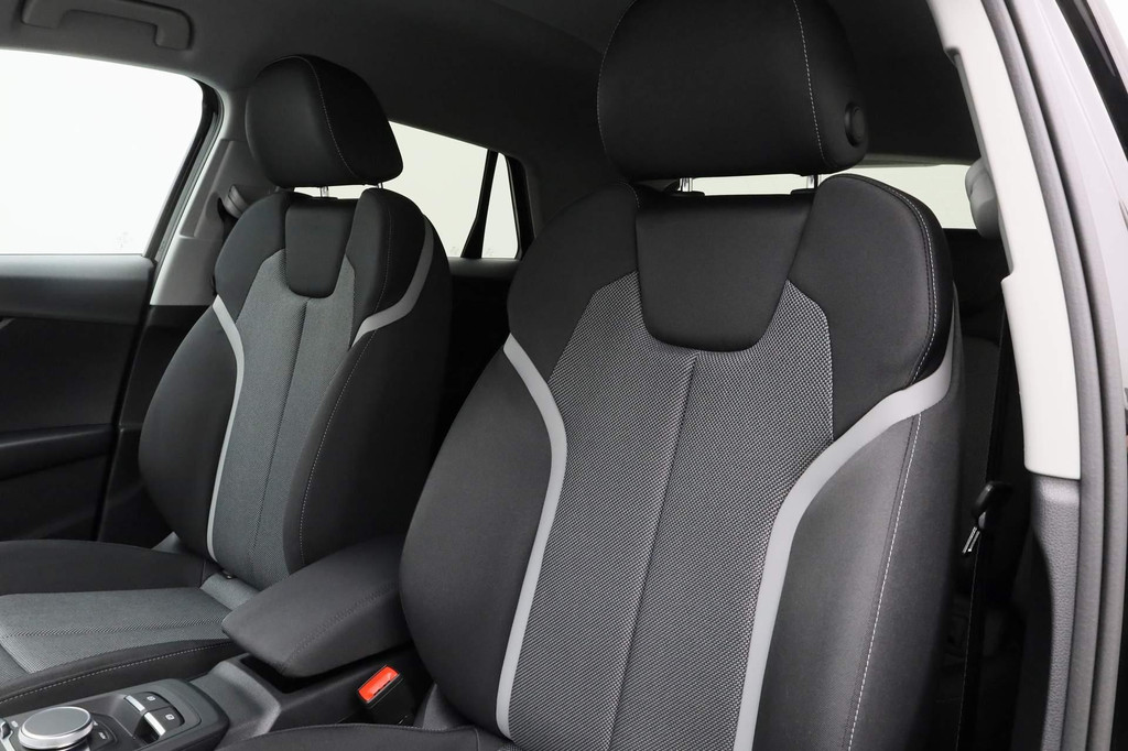 Audi Q2 (Z620JV) met abonnement