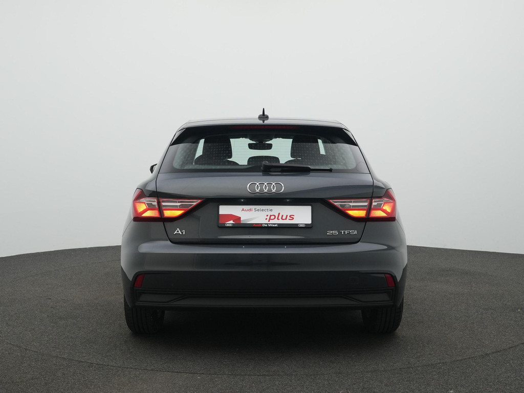Audi A1 (S318LX) met abonnement