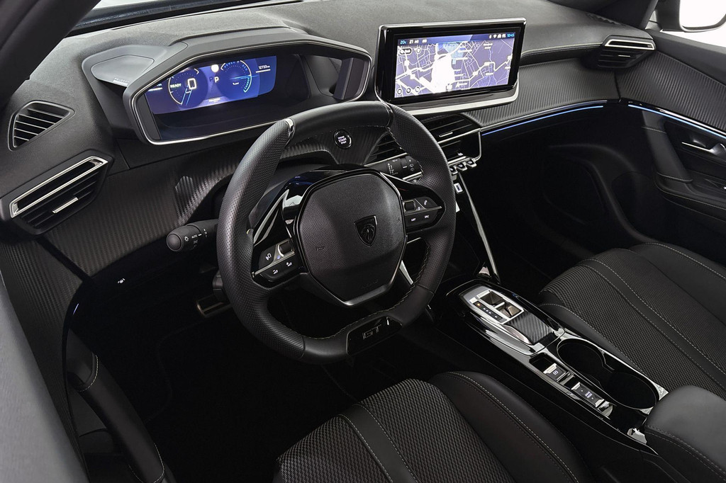 Peugeot e-2008 (JBT27J) met abonnement