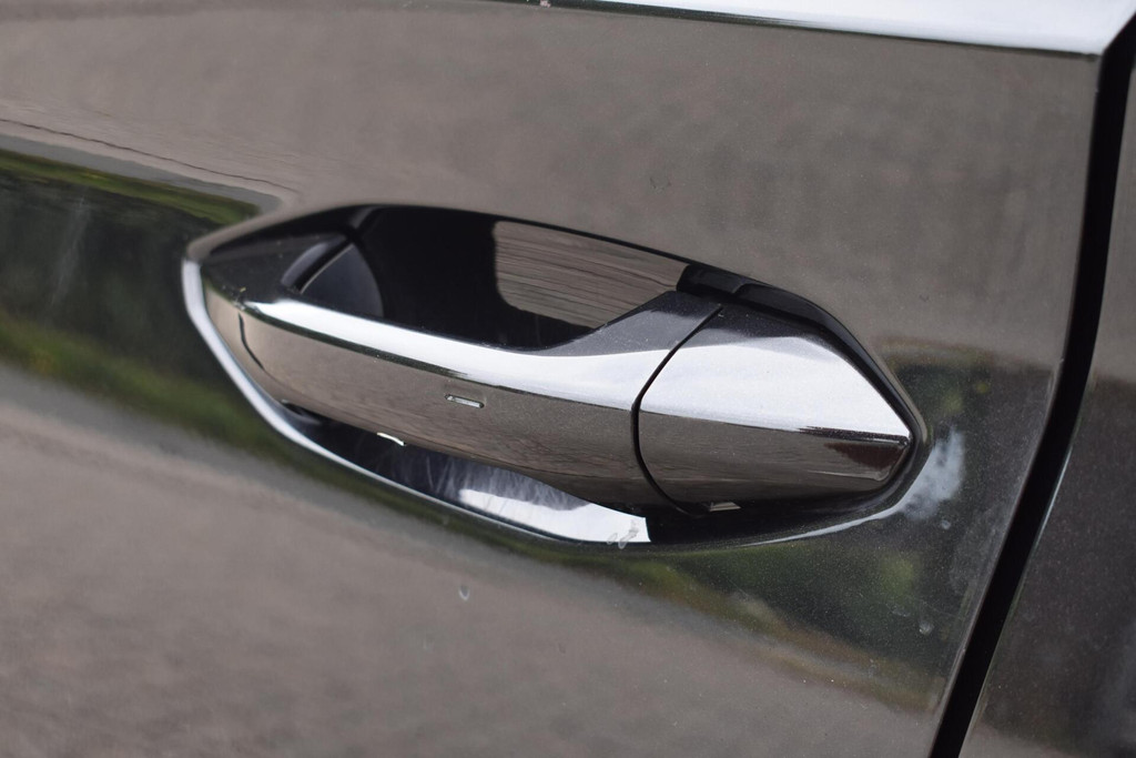 ŠKODA ENYAQ iV (S037KG) met abonnement