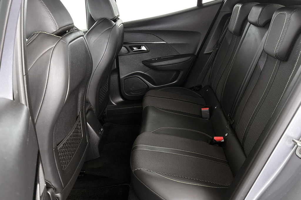 Peugeot e-2008 (HHH83L) met abonnement