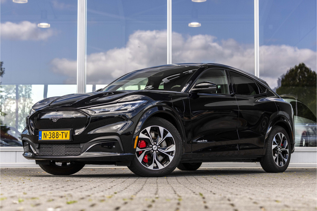 Ford Mustang Mach-E (N388TV) met abonnement