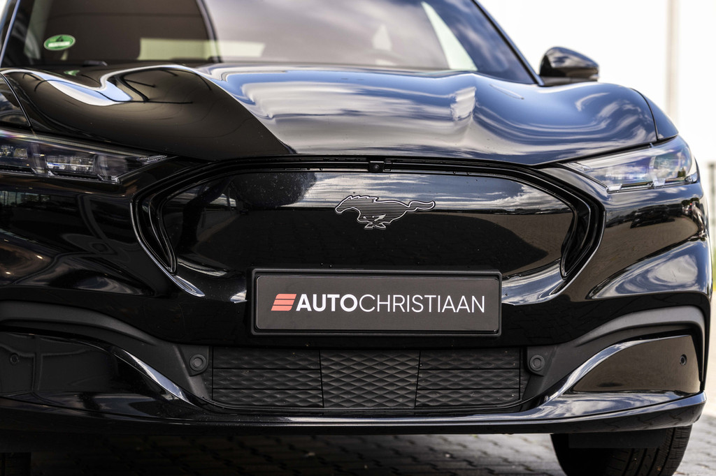 Ford Mustang Mach-E (N388TV) met abonnement