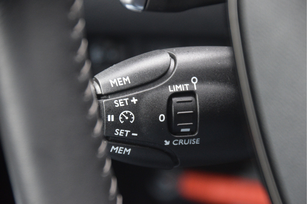 Peugeot 208 (T319PT) met abonnement