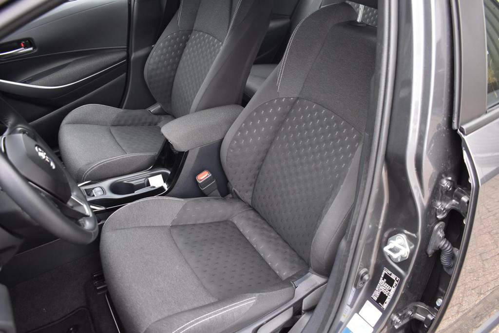 Toyota Corolla Touring Sports (GBJ21V) met abonnement