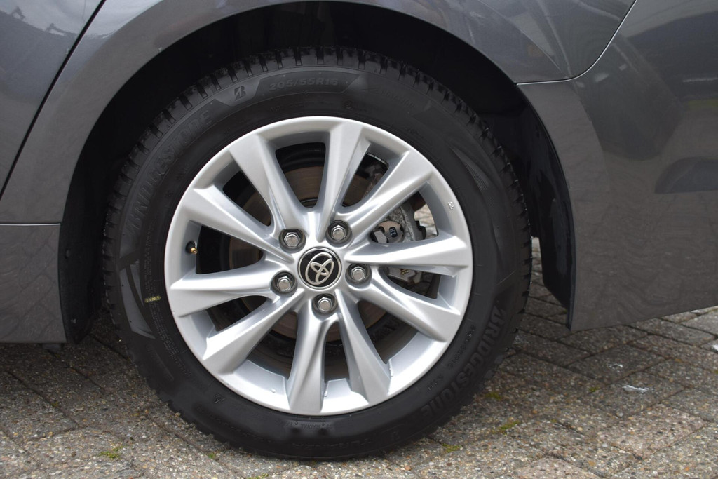 Toyota Corolla Touring Sports (GBJ21V) met abonnement