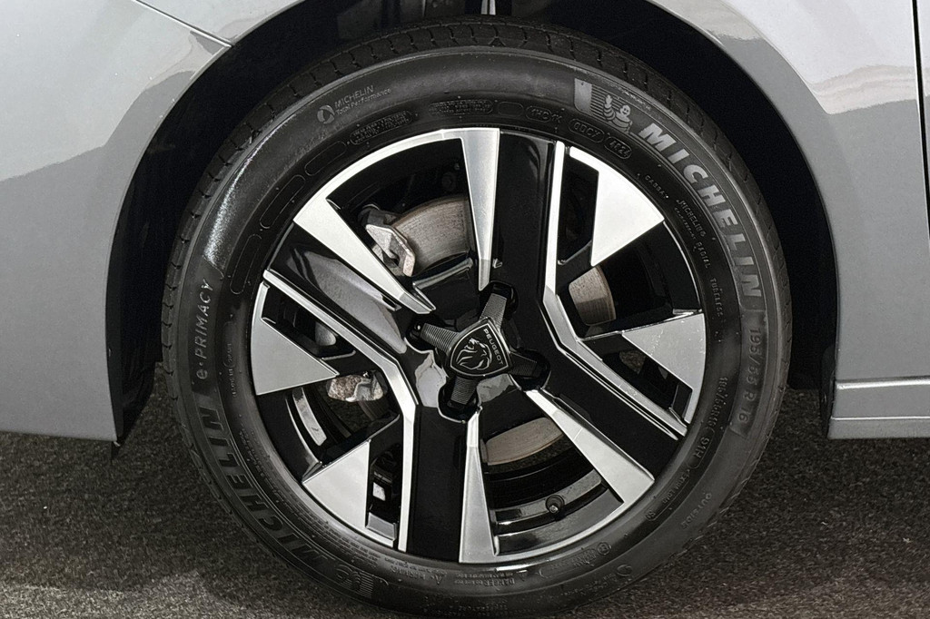 Peugeot 208 (HPS02T) met abonnement