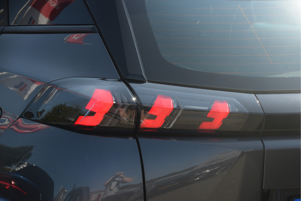 Peugeot 2008 (HFZ11K) met abonnement