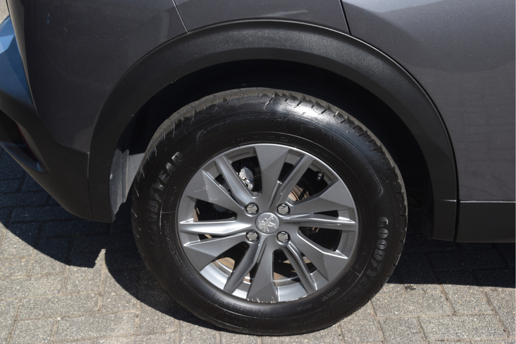 Peugeot 2008 (HFZ11K) met abonnement