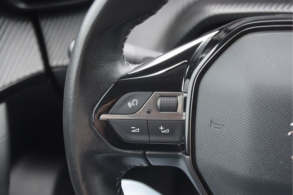 Peugeot 2008 (J256DX) met abonnement