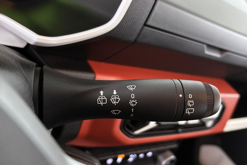 Dacia Spring (JPL13H) met abonnement
