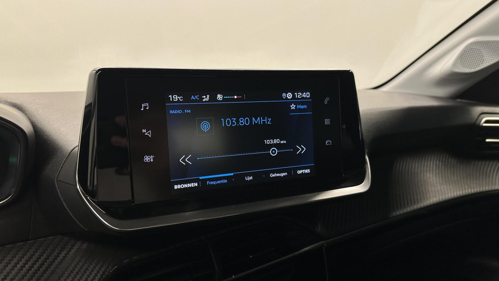 Peugeot 208 (T618BS) met abonnement