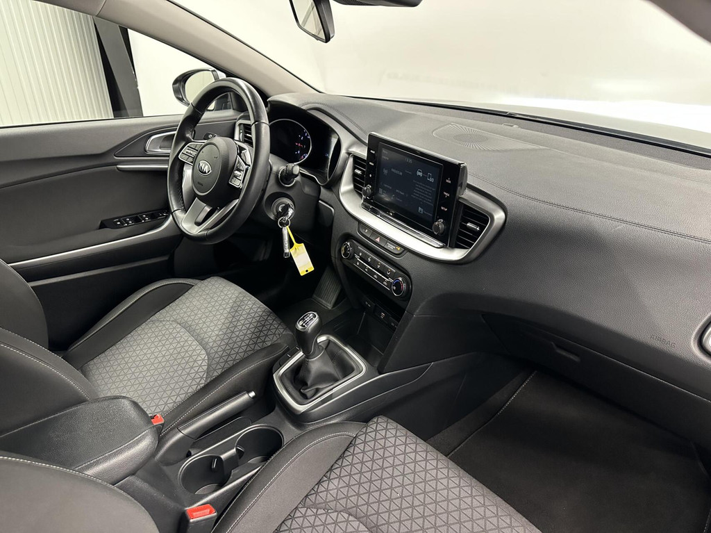Kia XCeed (K671XZ) met abonnement