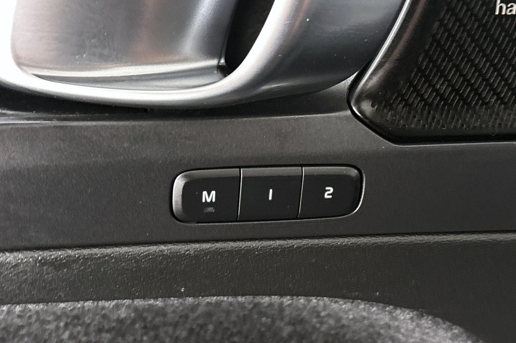 Volvo XC40 (P752HJ) met abonnement