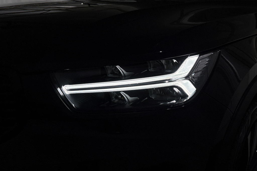 Volvo XC40 (P752HJ) met abonnement