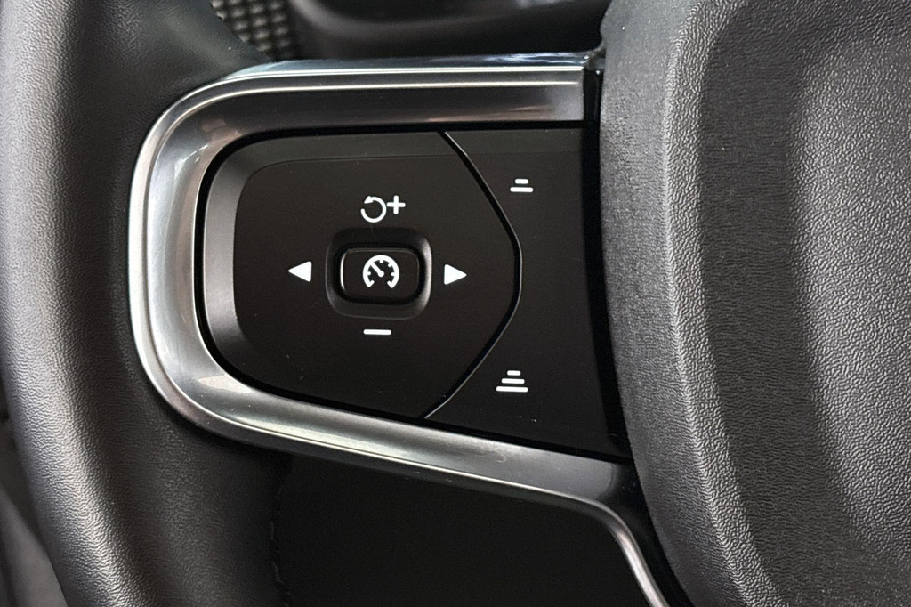 Volvo XC40 (P752HJ) met abonnement