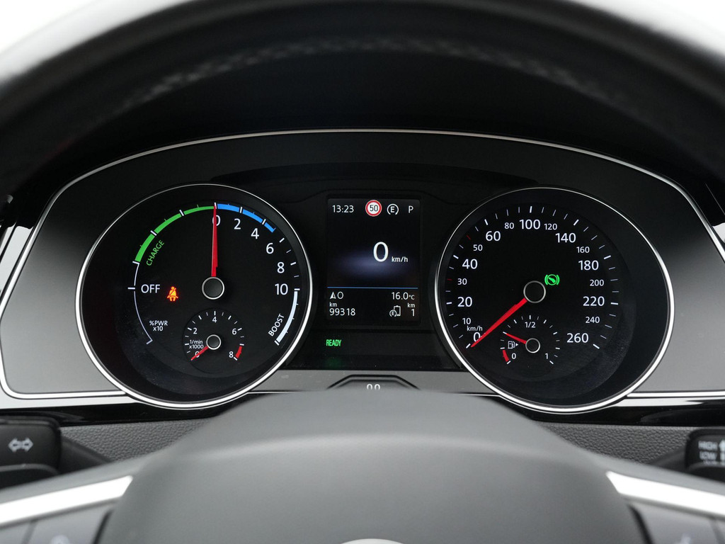 Volkswagen Passat (KKZ90N) met abonnement