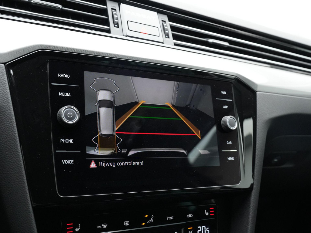 Volkswagen Passat (KKZ90N) met abonnement
