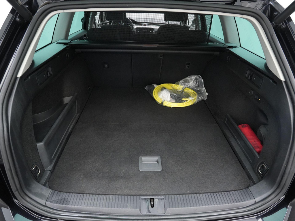 Volkswagen Passat (KKZ90N) met abonnement