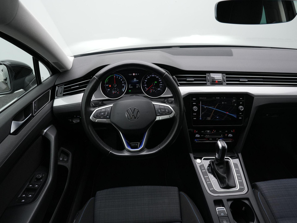 Volkswagen Passat (KKZ90N) met abonnement