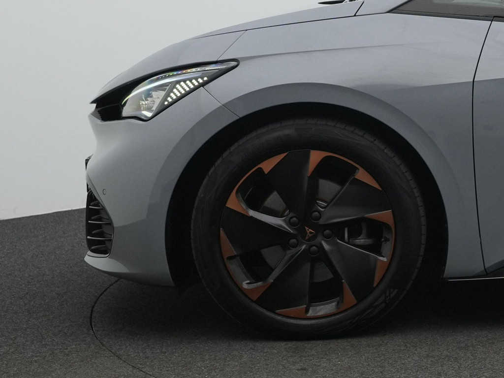 CUPRA Born (N211VJ) met abonnement