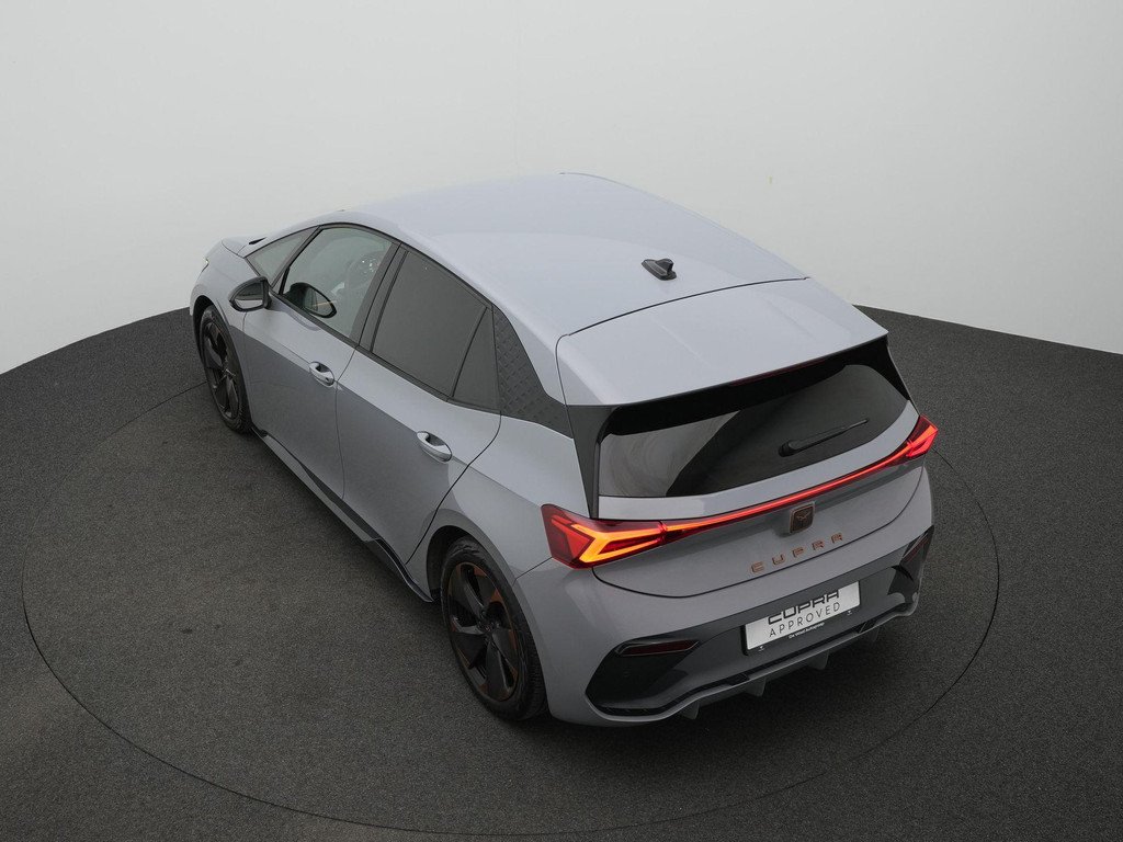 CUPRA Born (N211VJ) met abonnement