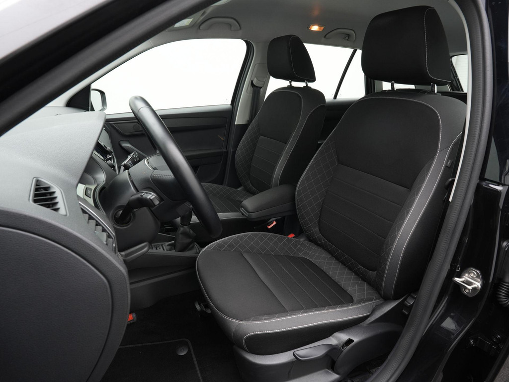 ŠKODA Fabia (L748LF) met abonnement